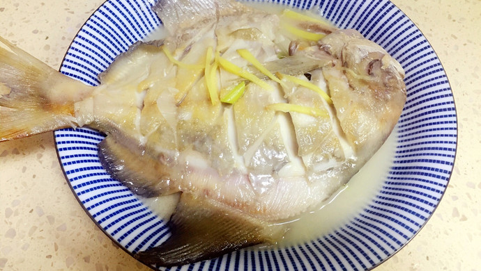 清炖鲳鱼