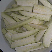 茄子炒辣椒的做法图解2
