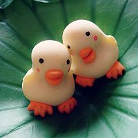 萌翻的小黄鸭烧果子的做法图解18