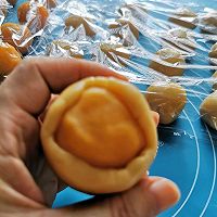 网红螃蟹月饼—广式奶黄馅的做法图解10