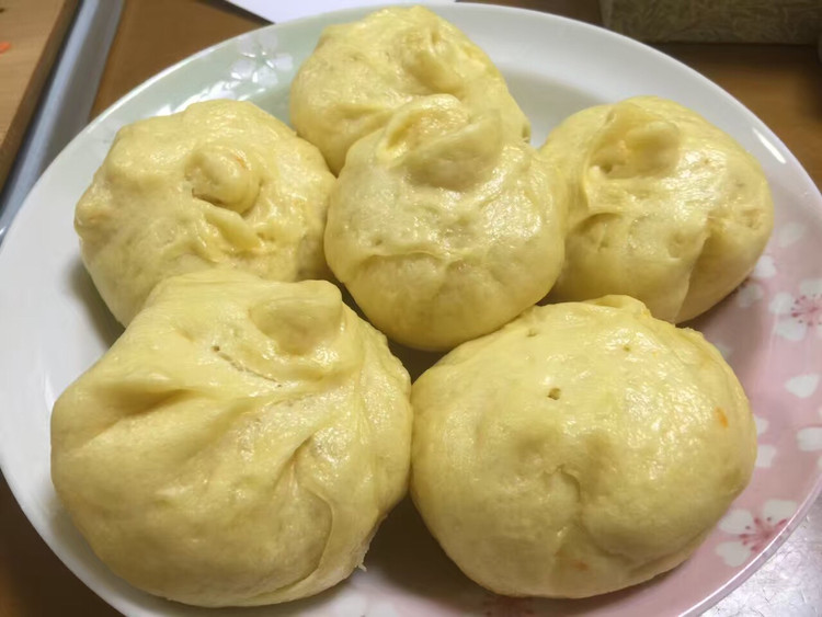 红萝卜包的做法