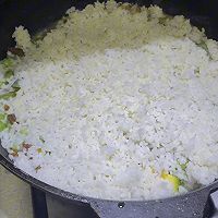 香肠豌豆焖米饭（川菜）的做法图解4