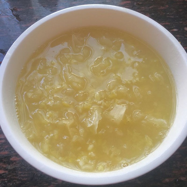 银耳绿豆粥的做法