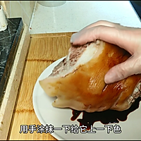 #肉食主义狂欢#经典川菜东坡肘子，色泽红亮，肥而不腻的做法图解4