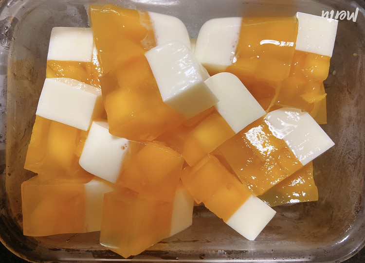 牛奶芒果果冻的做法