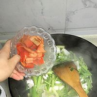 墨鱼炒芹菜的做法图解6