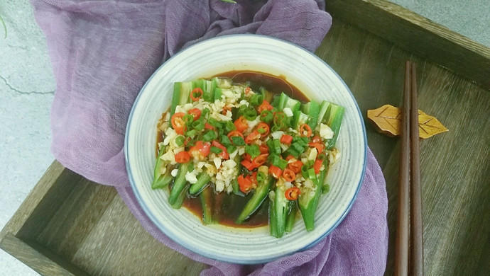 夏天最喜欢吃的蒜香秋葵，让你胃口大开