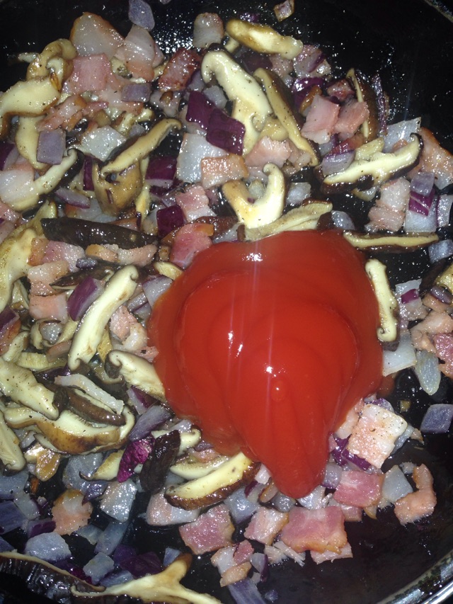 意式培根香菇肉酱面的做法图解6