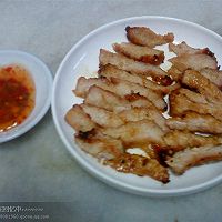 泰式滋味烤猪颈肉的做法图解6