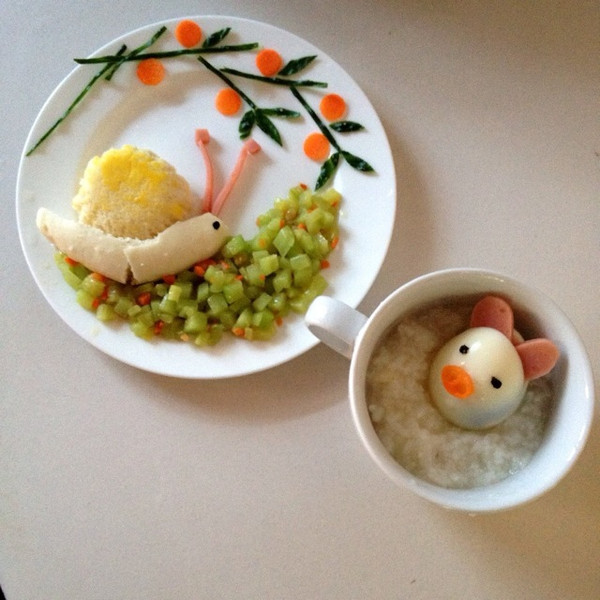宝宝早餐食谱：前进的蜗牛+小猪泡澡～