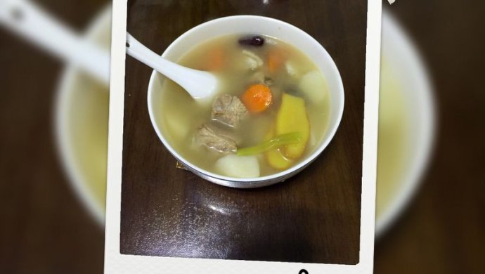 夏季滋补不能少--红枣山药排骨汤