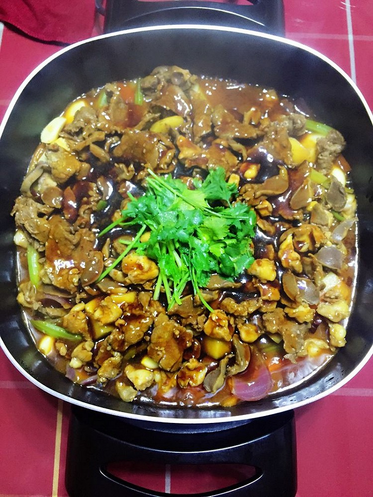 黄记煌三汁焖锅的做法