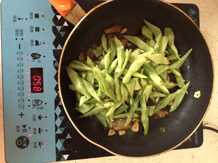 炒豆角（炖豆角 四季豆 扁豆）的做法图解6
