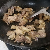 胡萝卜焖鸡的做法图解3