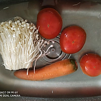 西红柿牛腩金针菇的做法图解3
