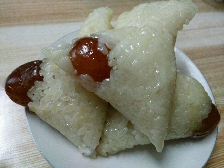 简单好学滴蜜枣粽子的做法
