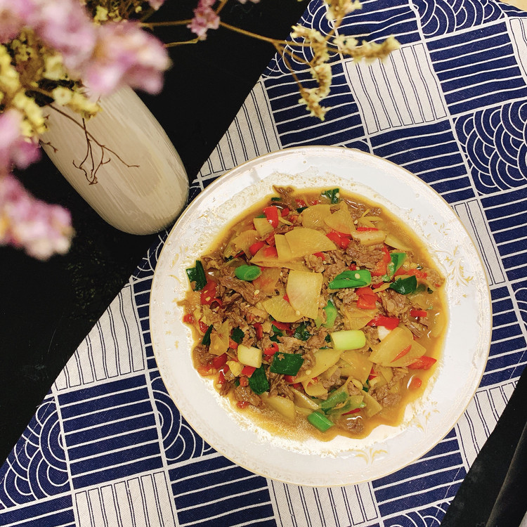 孜然牛肉炒萝卜的做法