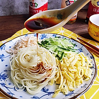 #冰箱剩余食材大改造#鸡丝拌面的做法图解9