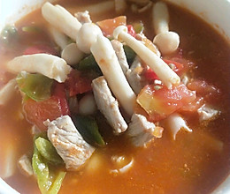 西红柿菌菇肉片汤的做法
