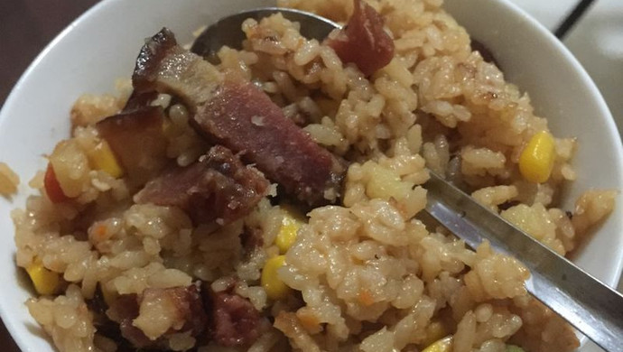 腊肉腊肠煲仔饭～电饭煲