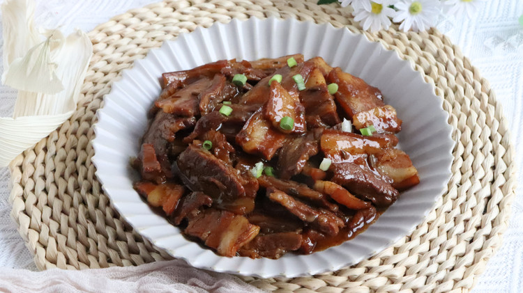 好吃肥而不腻，入口即化的家常把子肉的做法