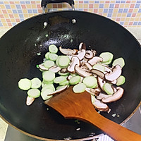 丝瓜蛋皮汤的做法图解3