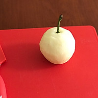 冰糖蒸雪梨的做法图解1