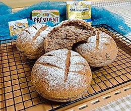 #自由创意面包#低油低糖的蓝莓全麦面包的做法