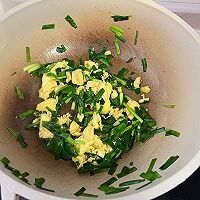 #食在幸福年 总有新花样#韭菜炒鸡蛋的做法图解10