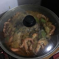 明虾鸡爪煲的做法图解6