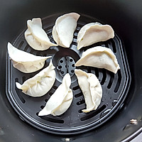 空气炸锅烤饺子的做法图解4
