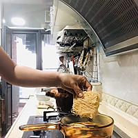 五香牛肉臊子面的做法图解5