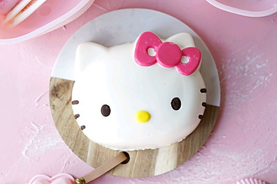 Kitty酸奶慕斯蛋糕