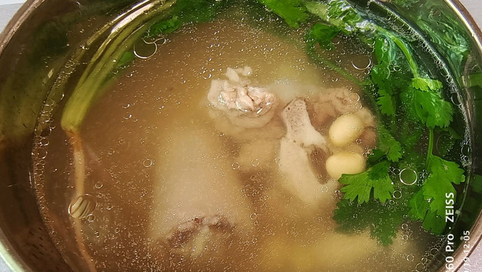 猪尾黄豆汤