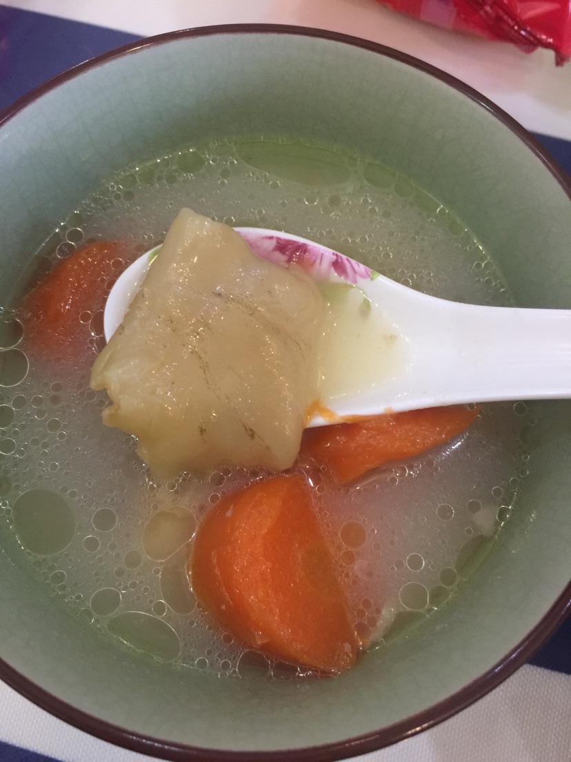 花胶骨头汤的做法图解3