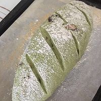 抹茶蔓越莓核桃软欧包的做法图解13