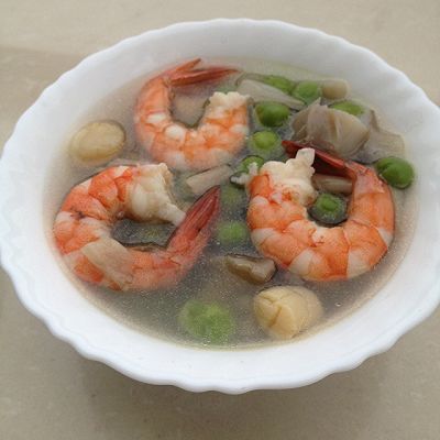 青豆菌菇鲜虾汤