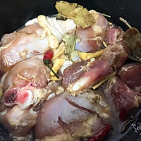 盐焗鸡腿/排骨（电饭锅版）的做法图解1