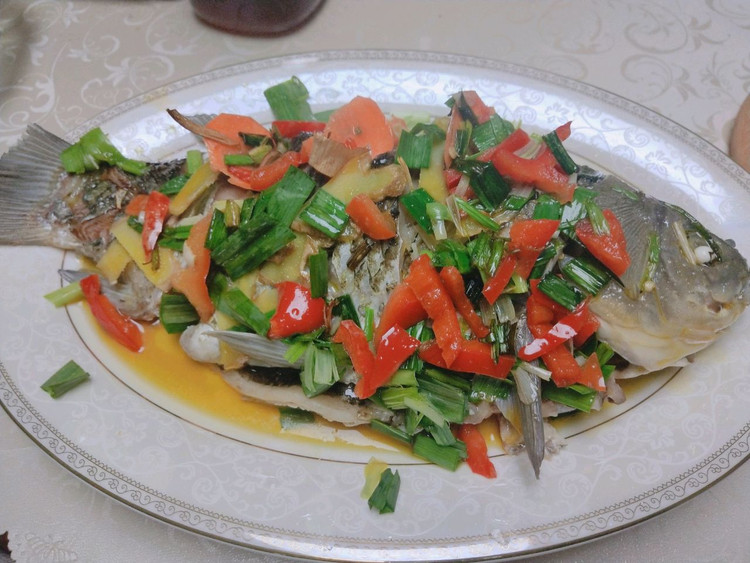 香嫩葱油鲫鱼的做法