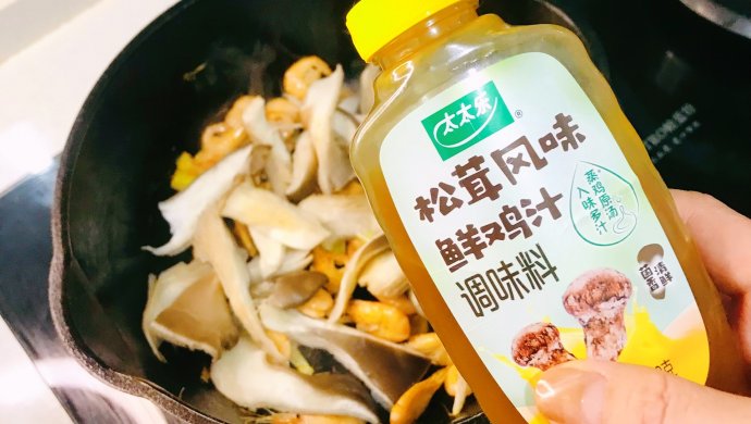 鸡汁小河虾煮娃娃菜