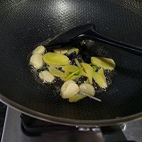油焖大闸蟹的做法图解3