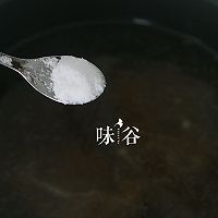 棒骨菌菇汤的做法图解6