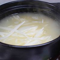 鱼骨萝卜汤的做法图解6