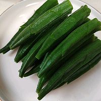 白灼秋葵的做法图解4