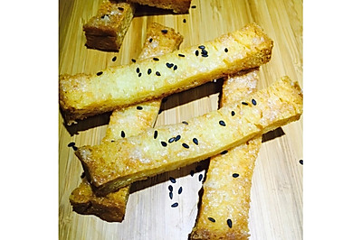 奶香烤面包边（剩余土司好去处）