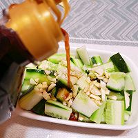 #珍选捞汁 健康轻食季#轻食捞汁拍黄瓜的做法图解6