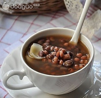 红豆薏米百合汤