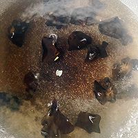 蒜苔炒鸡蛋的做法图解1