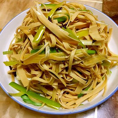 炝拌干豆腐