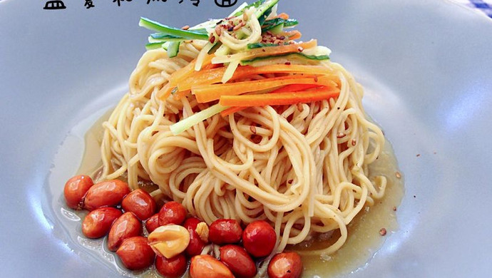 盛夏和风冷面